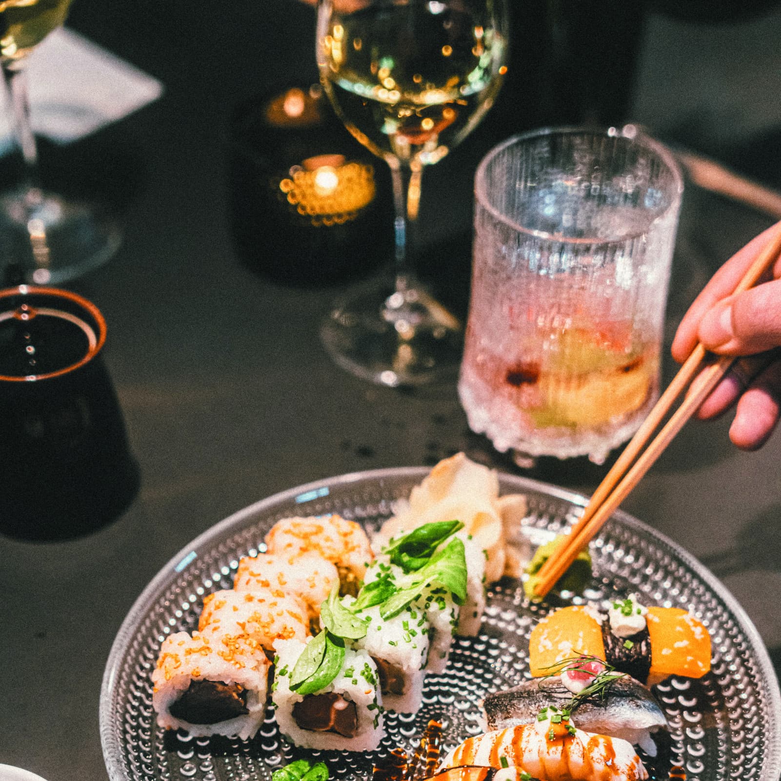 Wine<strong>+Sushi</strong>